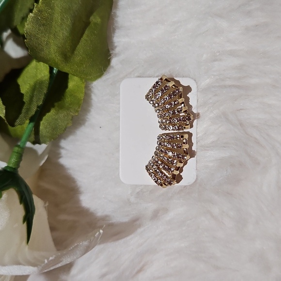 Gold Diamond Cuff Crystal Earrings - Picture 1 of 3